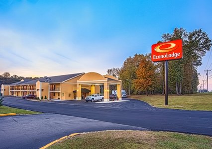 Pet Friendly Econo Lodge in Scottsboro, Alabama