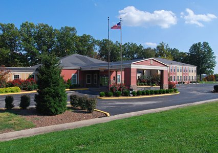 Pet Friendly Clarion Pointe Corydon in Corydon, Indiana