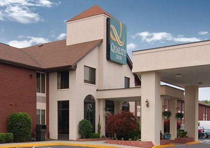 Pet Friendly Quality Inn near Potomac Mills in Woodbridge, Virginia