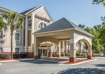 Pet Friendly Comfort Suites Hilton Head Island Area in Bluffton, South Carolina