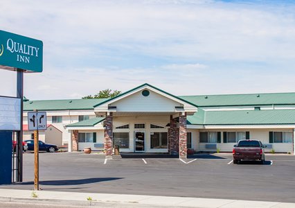 Pet Friendly Quality Inn in Ontario, Oregon