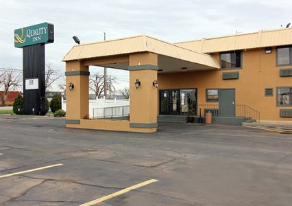 Pet Friendly Quality Inn in Clovis, New Mexico