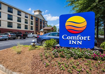 Pet Friendly Comfort Inn in Alpharetta, Georgia