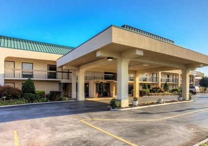 Pet Friendly Rodeway Inn in Knoxville, Tennessee