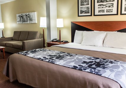 Pet Friendly Quality Inn and Suites Chambersburg in Chambersburg, Pennsylvania