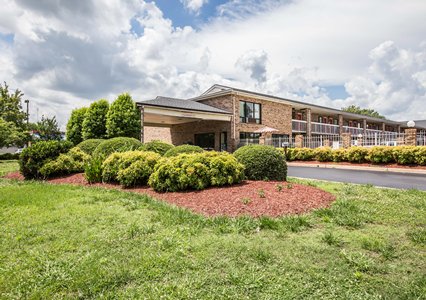 Pet Friendly Rodeway Inn Expo Center in Spartanburg, South Carolina