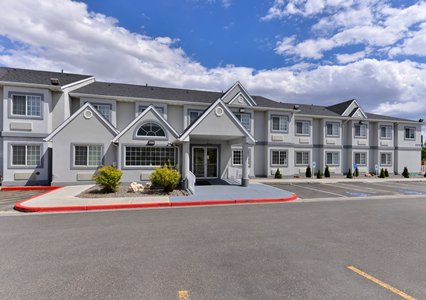 Pet Friendly Quality Inn & Suites Elko in Elko, Nevada