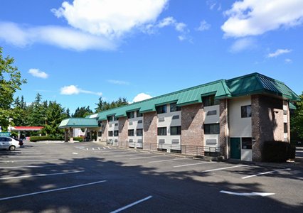 Pet Friendly Quality Inn & Suites in Lacey, Washington