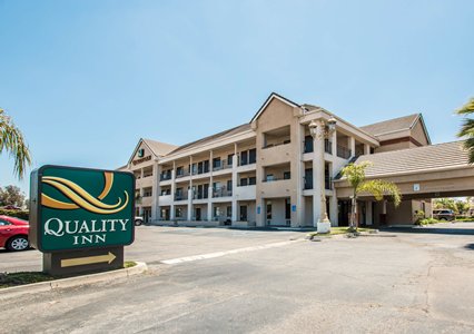 Pet Friendly Quality Inn Temecula Valley Wine Country in Temecula, California