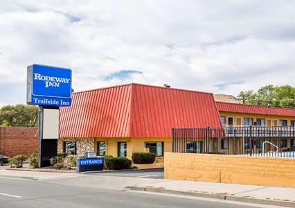 Pet Friendly Rodeway Inn at Nevada State Capitol in Carson City, Nevada