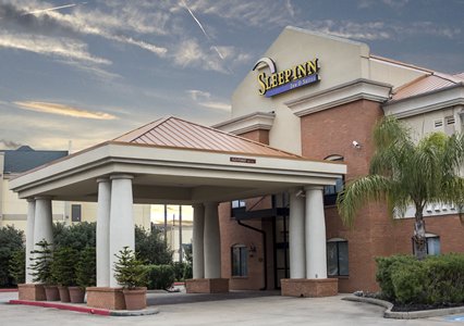 Pet Friendly Sleep Inn & Suites Stafford - Sugarland in Stafford, Texas