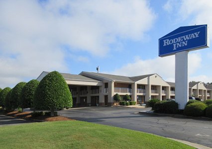 Pet Friendly Rodeway Inn in Perry, Georgia
