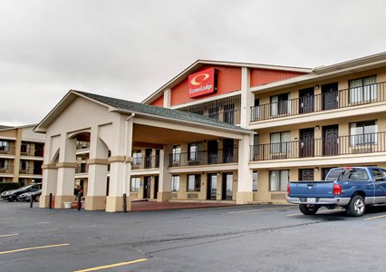 Pet Friendly Econo Lodge North in Ridgeland, Mississippi