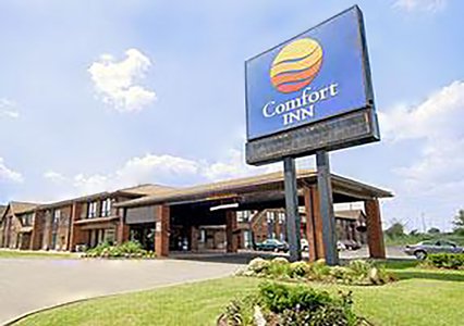 Pet Friendly Comfort Inn in Windsor, Ontario