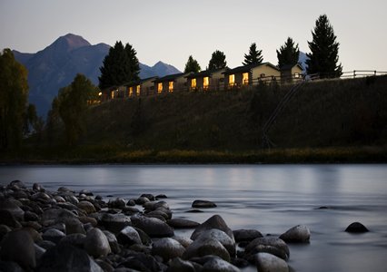 Pet Friendly Yellowstone Valley Lodge, an Ascend Hotel Collection Member in Livingston, Montana