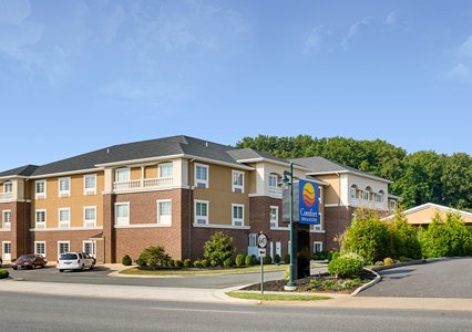 Pet Friendly Comfort Inn & Suites Orange - Montpelier in Orange, Virginia
