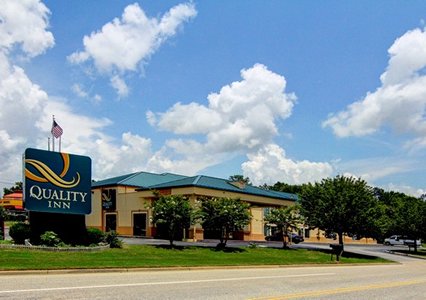 Pet Friendly Quality Inn in Auburn, Alabama