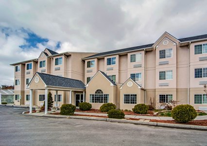 Pet Friendly Quality Inn & Suites in Bristol, Virginia