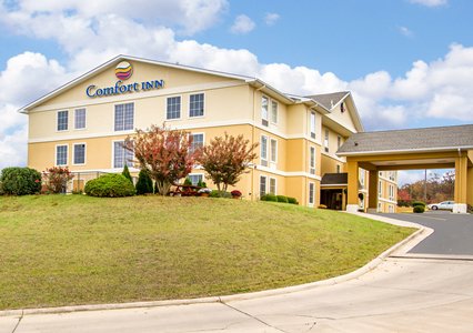 Pet Friendly Comfort Inn in Poplar Bluff, Missouri