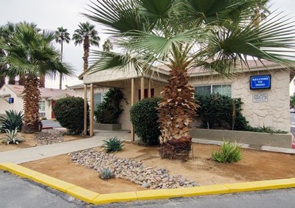 Pet Friendly Rodeway Inn & Suites in Indio, California