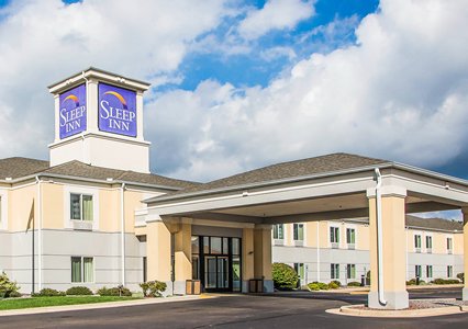 Pet Friendly Sleep Inn & Suites in Wisconsin Rapids, Wisconsin