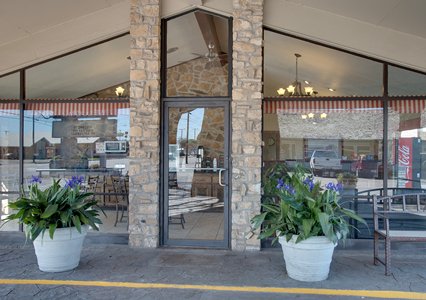 Pet Friendly Rodeway Inn in Gatesville, Texas