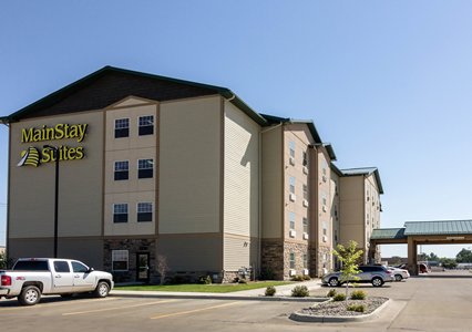 Pet Friendly MainStay Suites in Williston, North Dakota