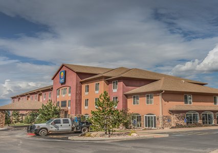 Pet Friendly Comfort Inn & Suites in Cedar City, Utah