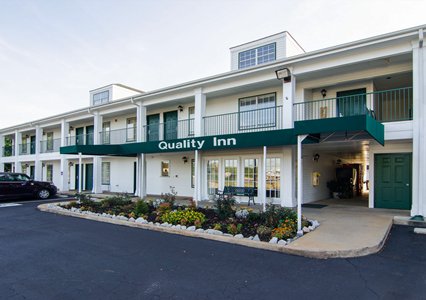 Pet Friendly Quality Inn in Hartwell, Georgia