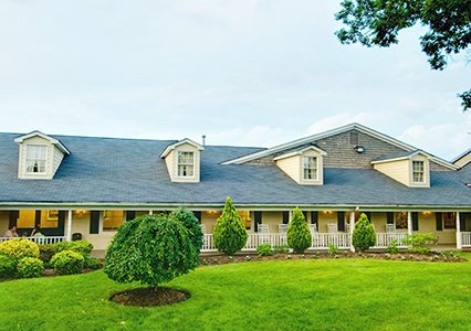 Pet Friendly Clarion Inn and Conference Center Leesburg in Leesburg, Virginia