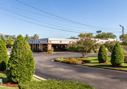 Pet Friendly Quality Inn Exit 4 in Clarksville, Tennessee