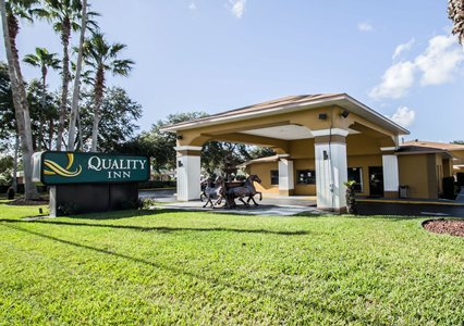 Pet Friendly Quality Inn near Blue Spring in Orange City, Florida