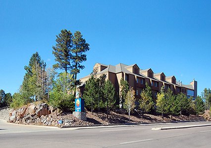 Pet Friendly Comfort Inn I-17 & I-40 in Flagstaff, Arizona