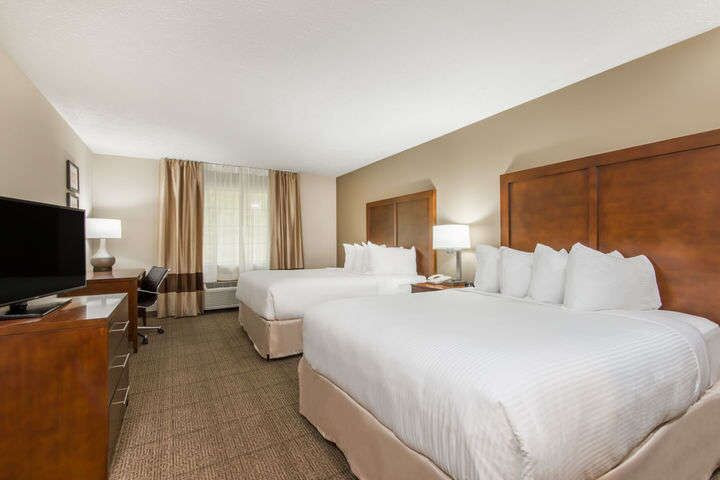 Pet Friendly Wyndham Garden Cross Lanes Charleston in Cross Lanes, West Virginia