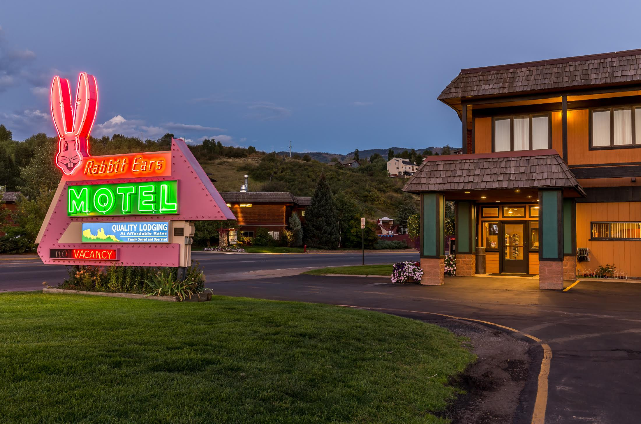 Pet Friendly Rabbit Ears Motel in Steamboat Springs, Colorado