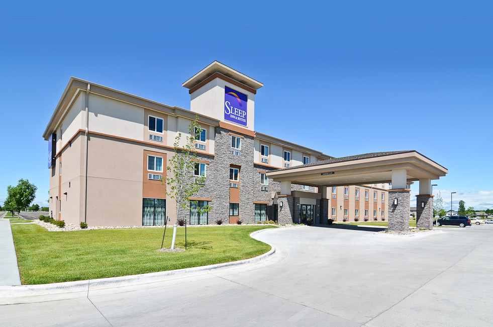 Pet Friendly Sleep Inn and Suites- Alerus Center in Grand Forks, North Dakota