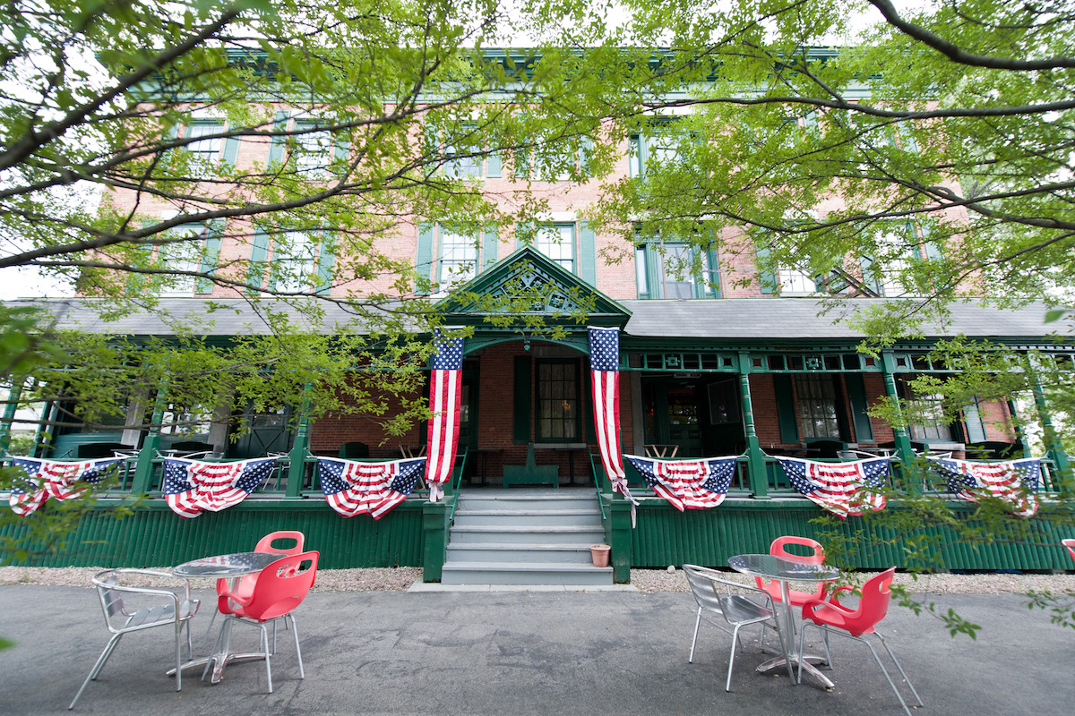 Pet Friendly Rogues Harbor Inn in Ithaca, New York