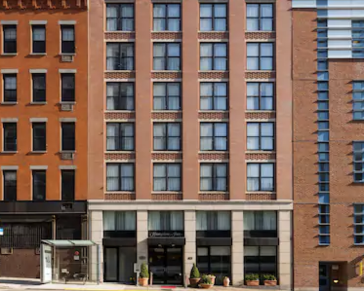 Pet Friendly Hampton Inn Manhattan-Seaport-Financial District in New York, New York
