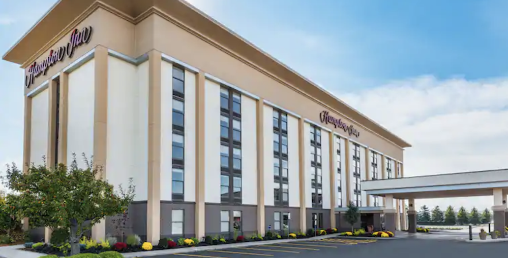 Pet Friendly Hampton Inn Buffalo-Airport/Galleria Mall in Cheektowaga, New York