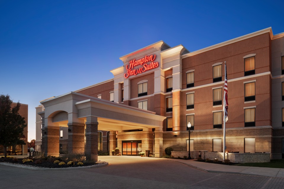 Pet Friendly Hampton Inn & Suites Mishawaka/South Bend at Heritage Square in Granger, Indiana