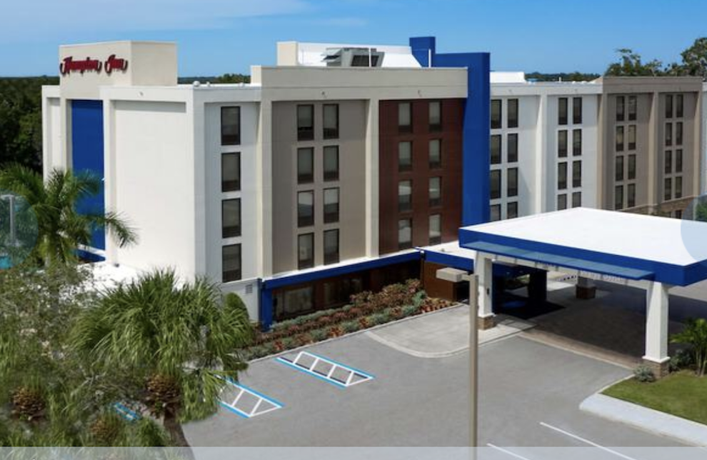 Pet Friendly Hampton Inn Ellenton/Bradenton in Ellenton, Florida