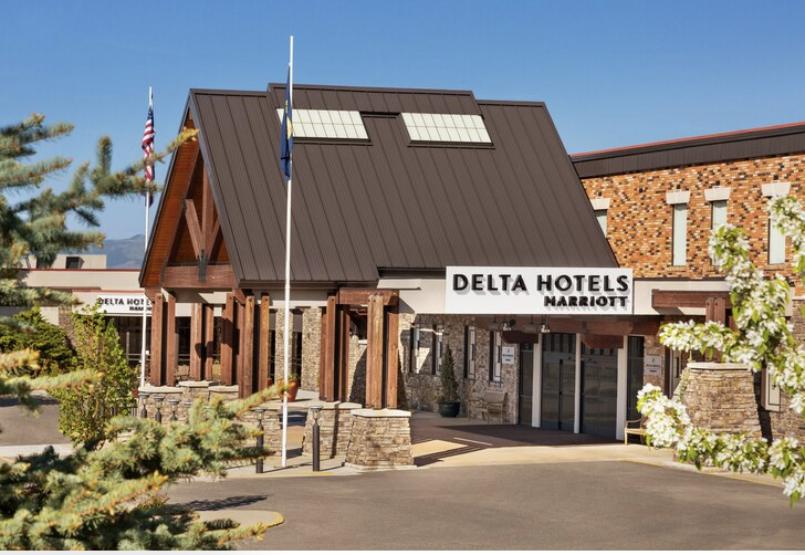 Pet Friendly Delta Hotels Helena Colonial in Helena, Montana