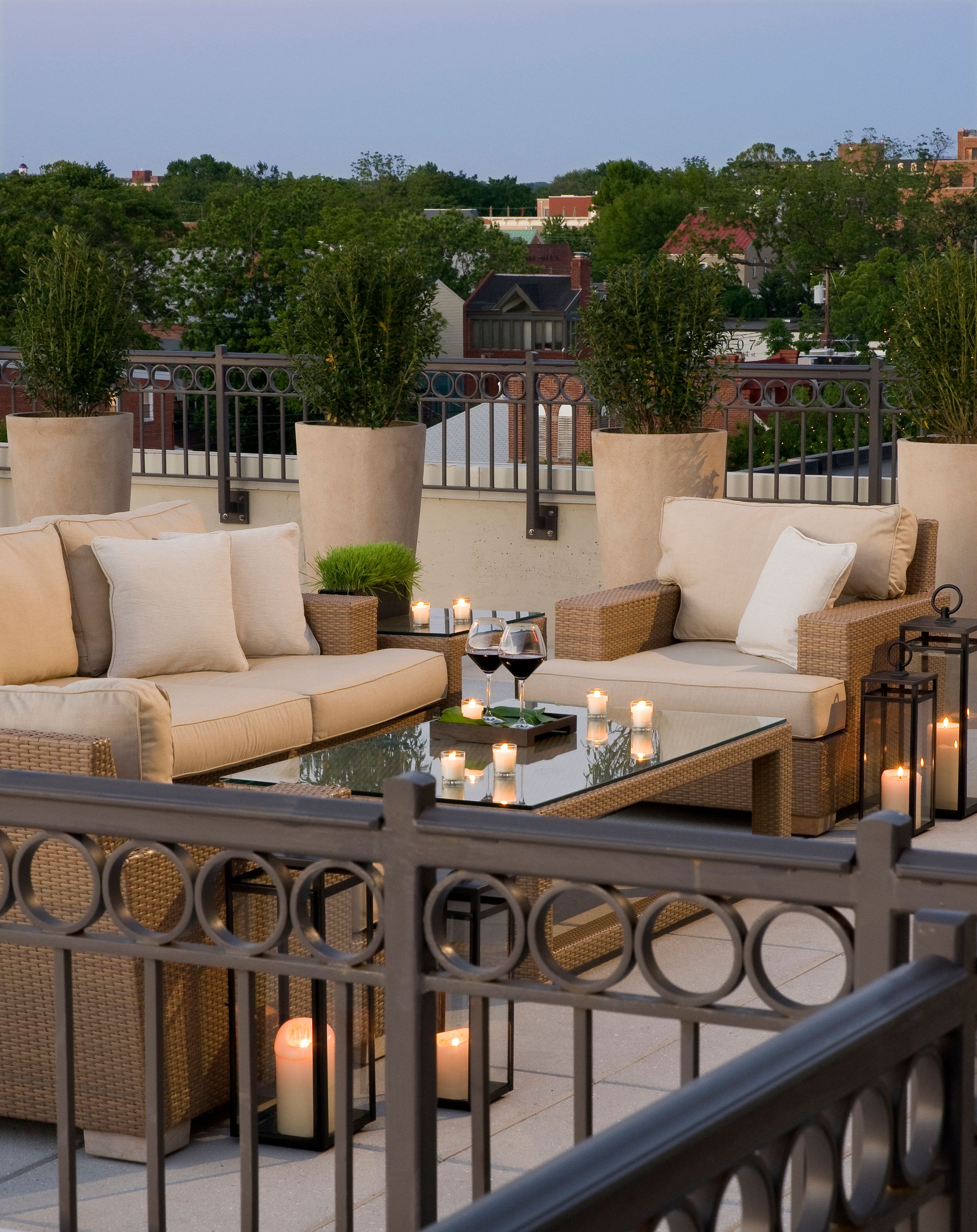 Pet Friendly Kimpton Lorien Hotel and Spa in Alexandria, Virginia