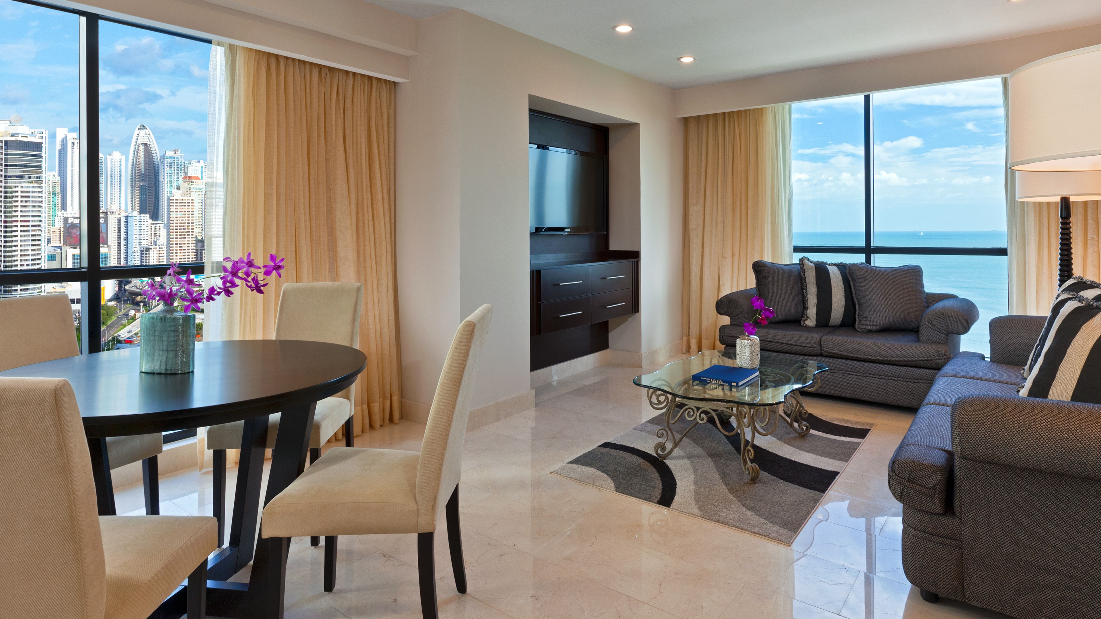 Pet Friendly InterContinental Miramar Panama in Panama City, Virginia