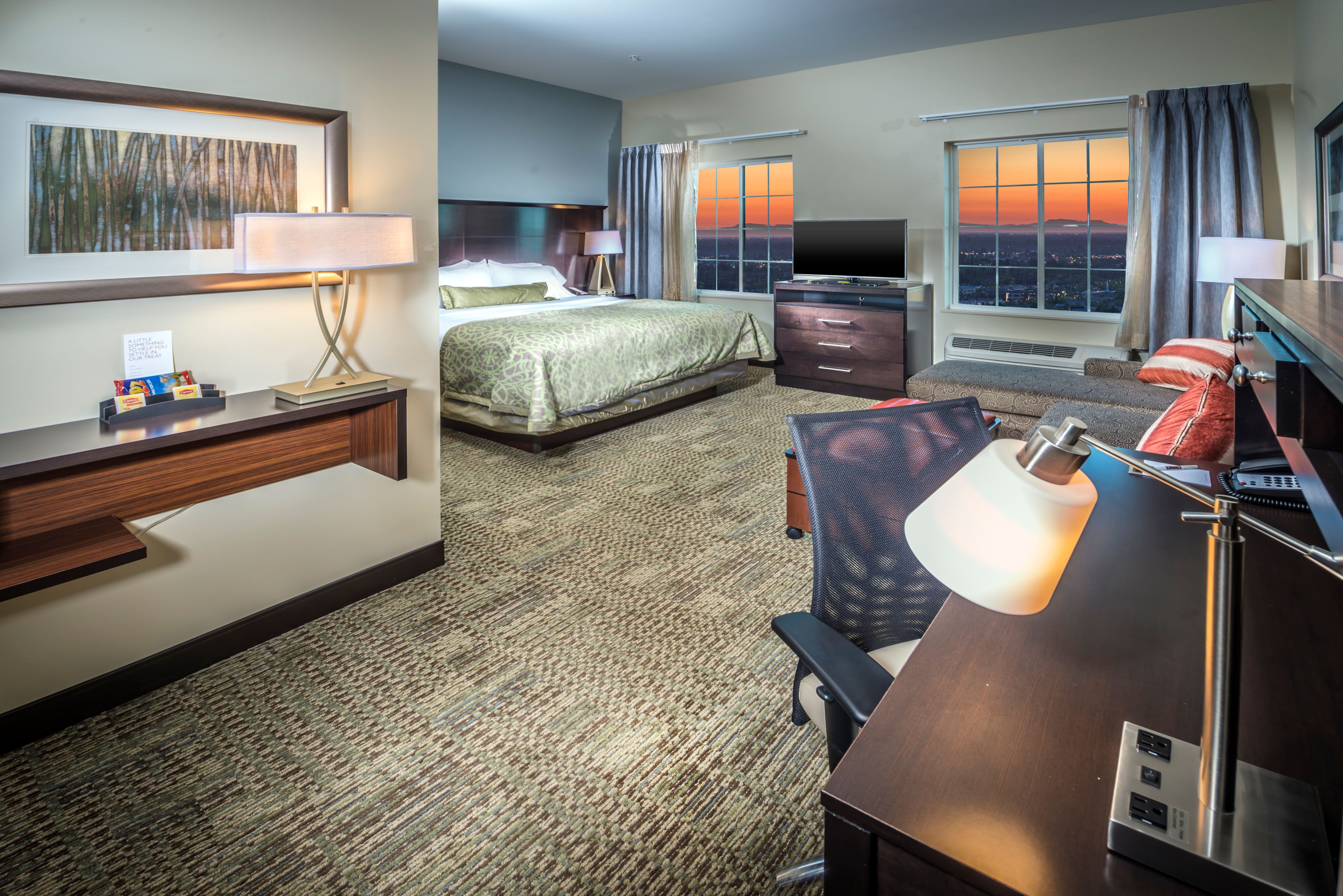 Pet Friendly Staybridge Suites Sacramento - Folsom in Folsom, California