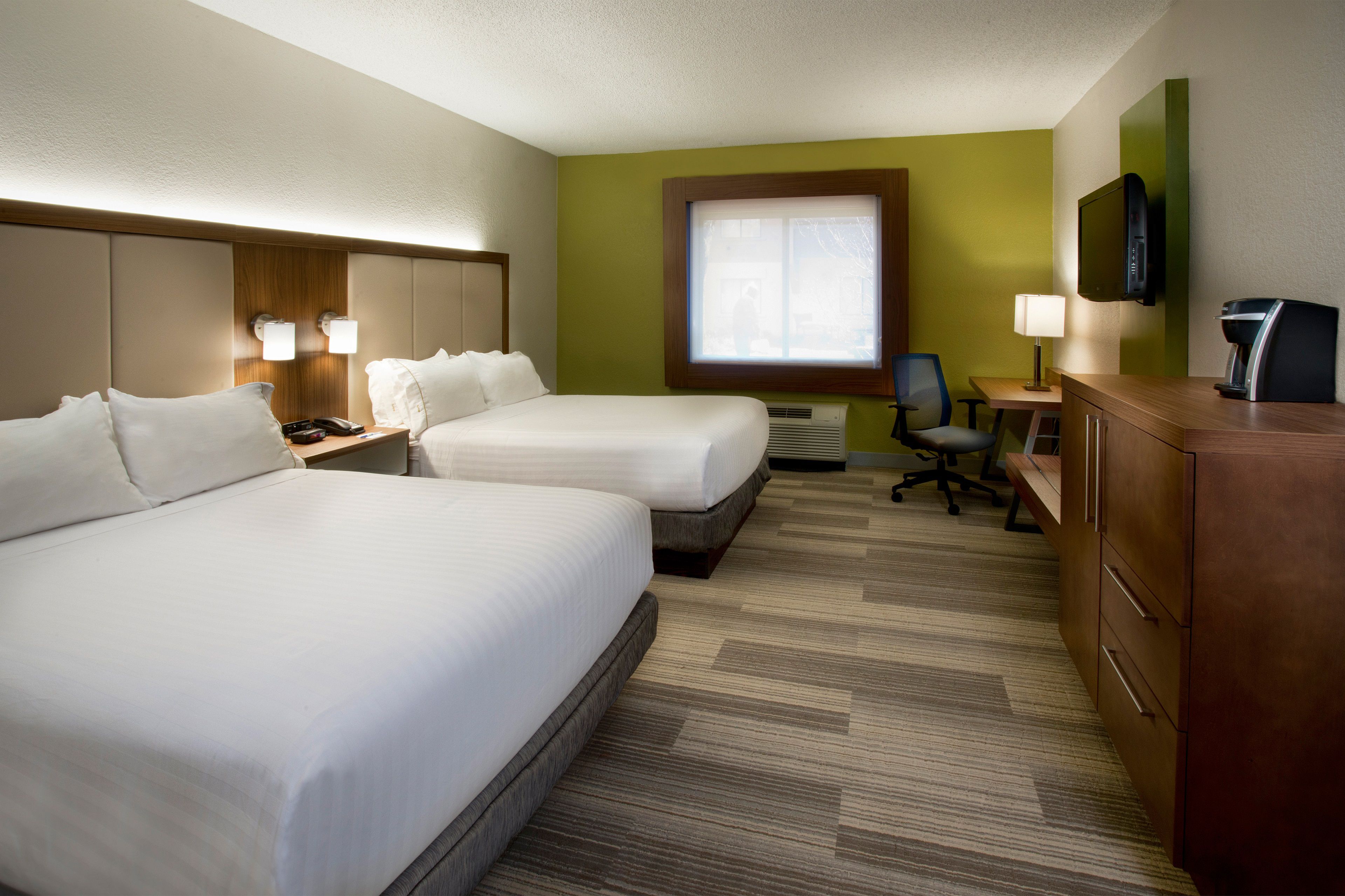 Pet Friendly Holiday Inn Express Nashville Airport in Nashville, Tennessee