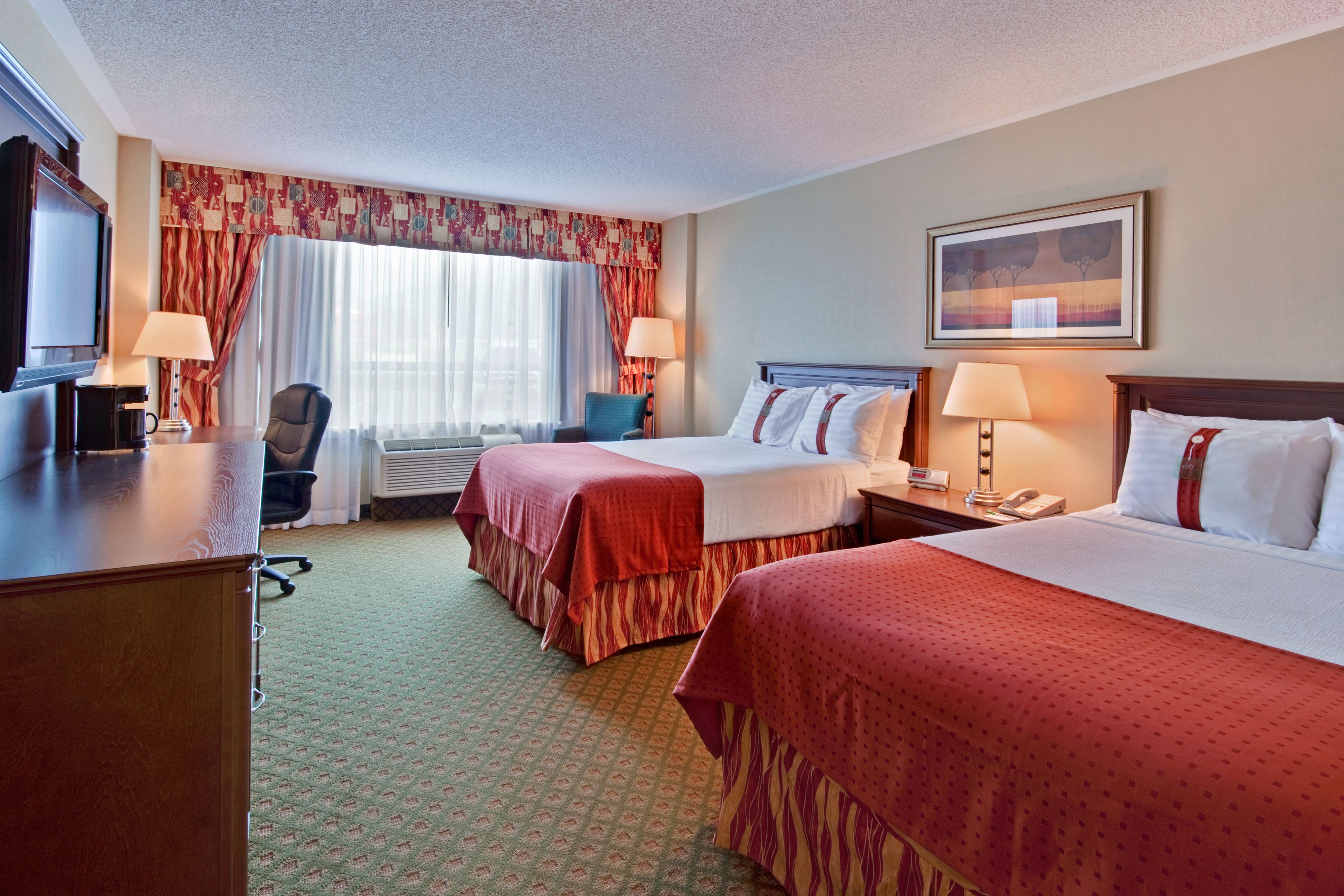 Pet Friendly Holiday Inn Sarnia Hotel & Conf Centre in Sarnia, Ontario