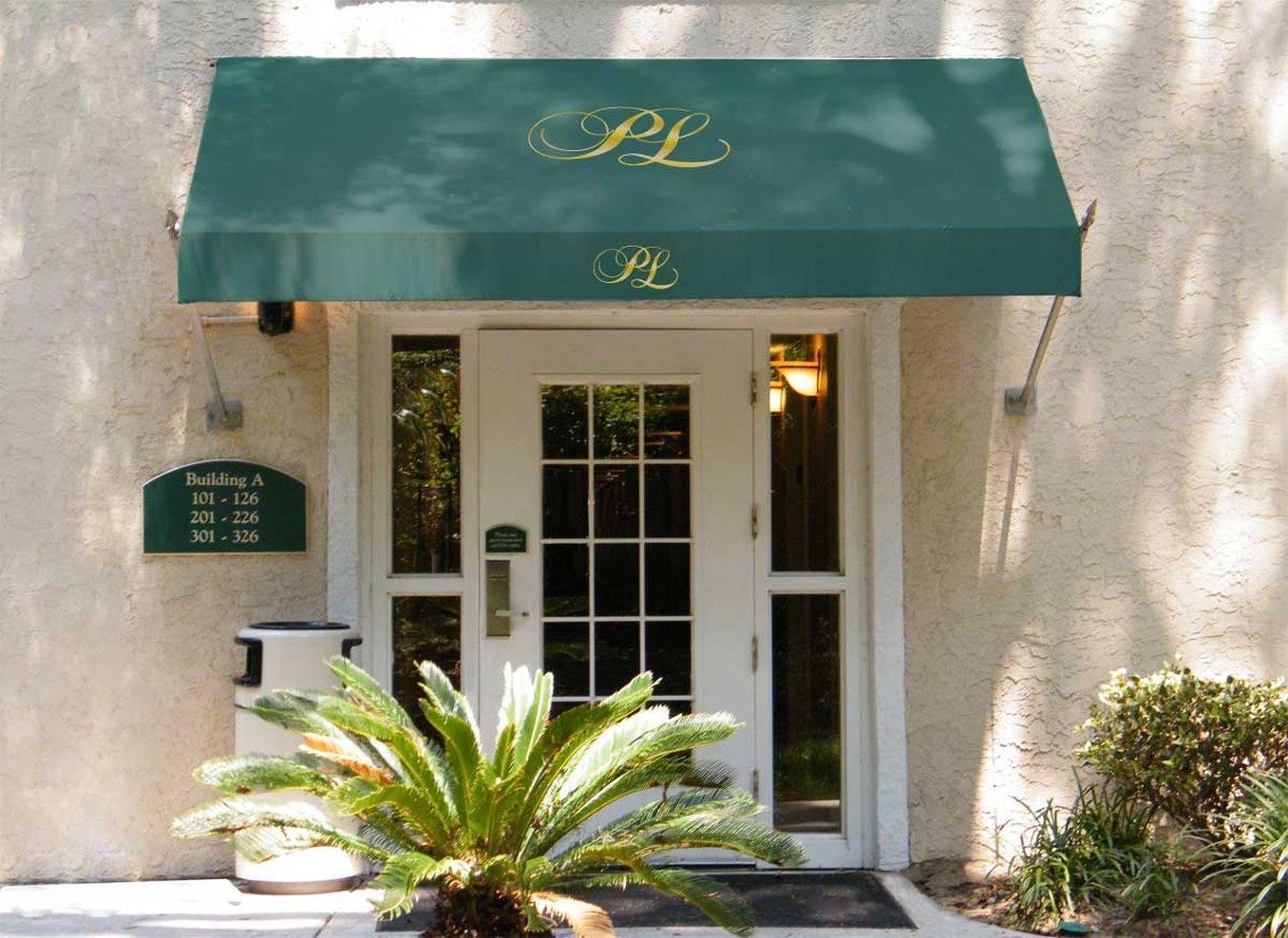 Pet Friendly Palmera Inn & Suites in Hilton Head Island, South Carolina