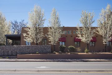 Pet Friendly The Sage Hotel in Santa Fe, New Mexico
