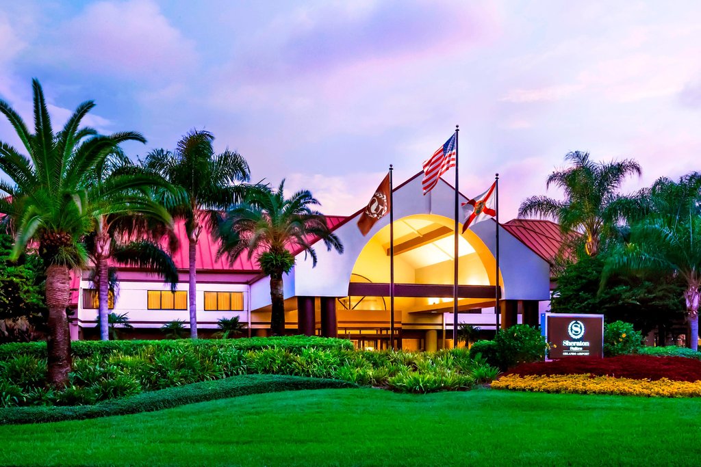 Pet Friendly Sheraton Suites Orlando Airport in Orlando, Florida